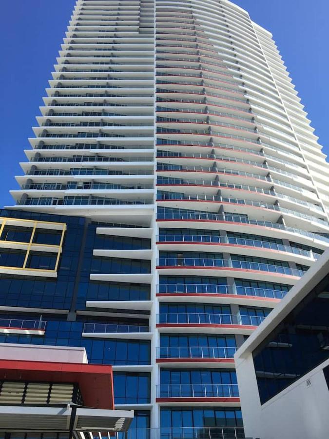 Three-Bedroom Apartment With Amazing View Near Surfers Paradise Gold Coast Exterior foto
